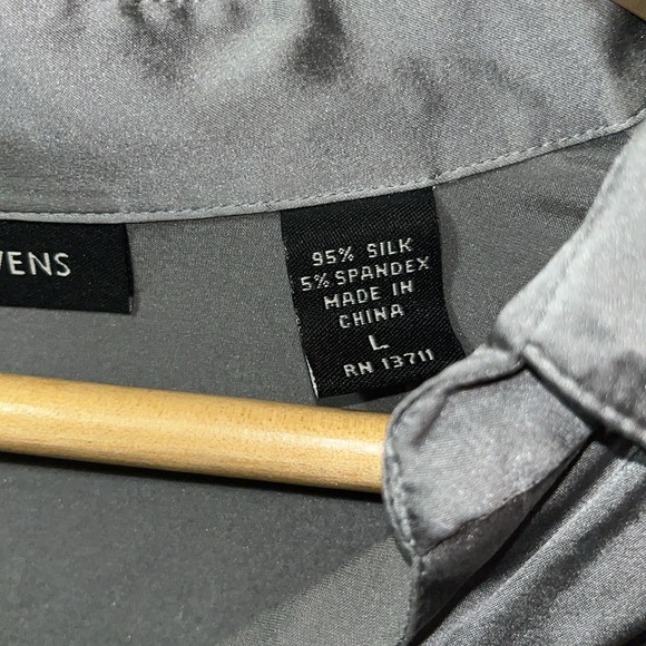 Valerie Stevens silk button down blouse Size Large - Picture 4 of 6